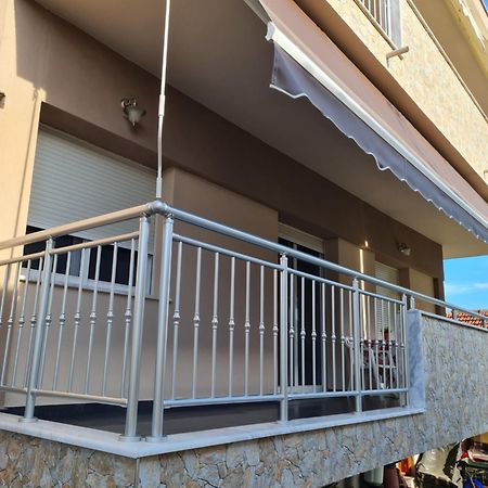 Dimitris Apartments Nea Plagia Dış mekan fotoğraf