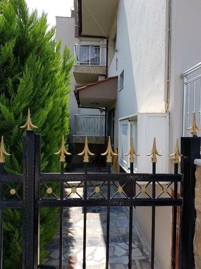 Dimitris Apartments Nea Plagia Dış mekan fotoğraf